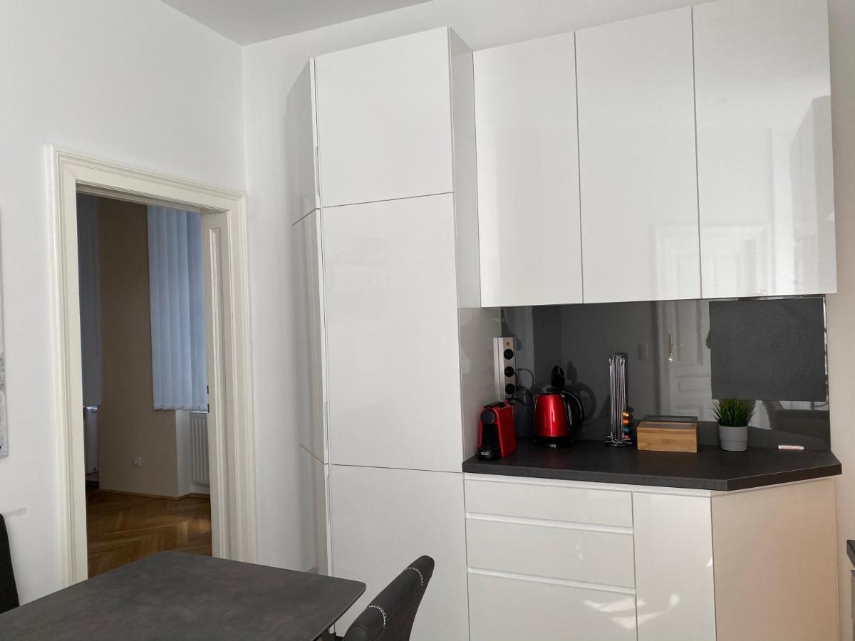 Mq Appartement Wina Bagian luar foto